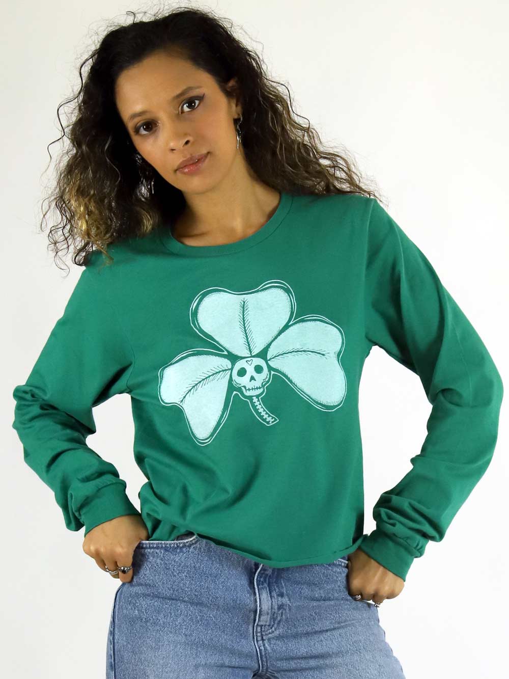 Skull Clover Long Sleeve Crop – Lucky Punch