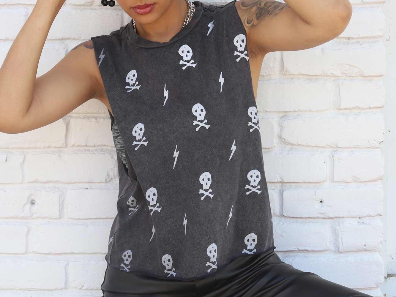 Rocker Crop top with skull and lighting bolt