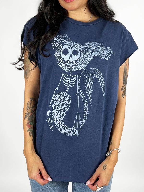 Día de Muertos Mermaid Graphic Boyfriend Tee