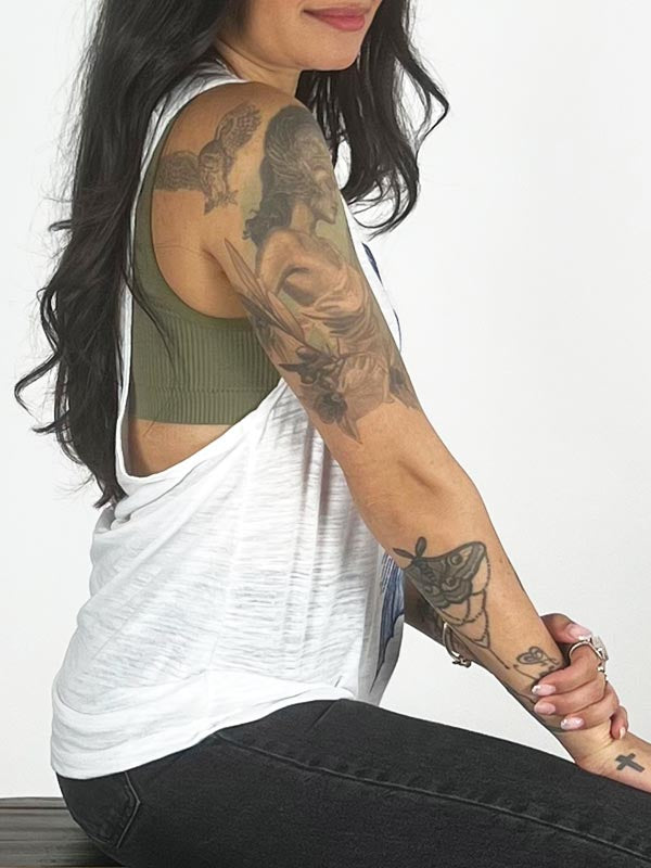 Muertos Mermaid Graphic Tank Top