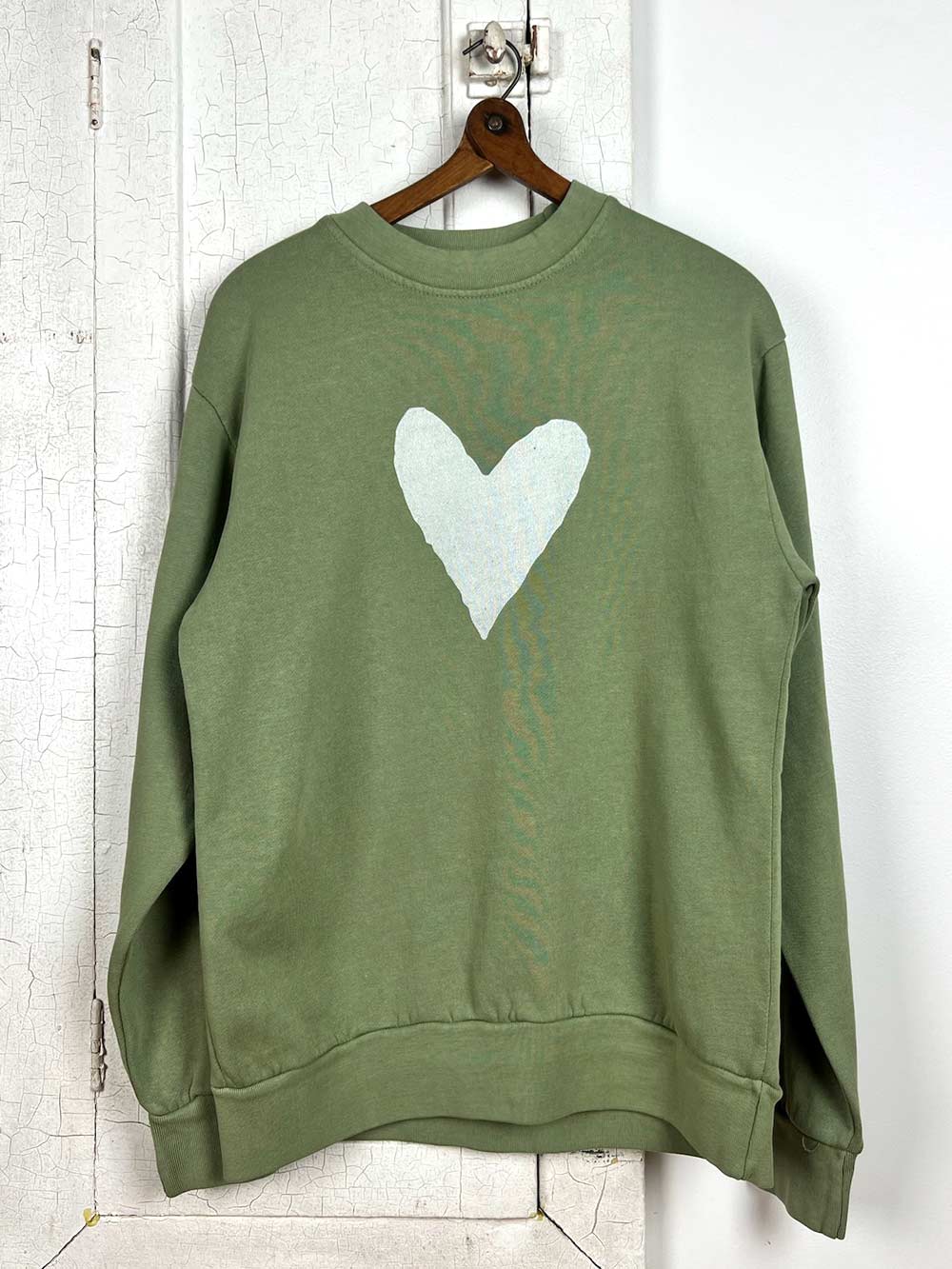 Green sweatshirt with Heart Graphic