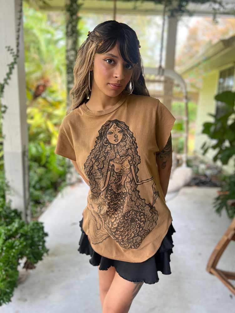 Mermaid Graphic Tee - Kezia Grande