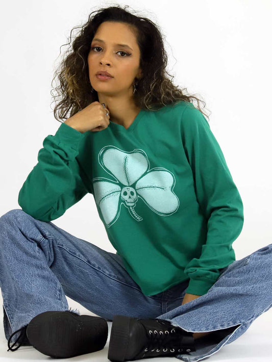 Skull Clover Long Sleeve Crop – Lucky Punch