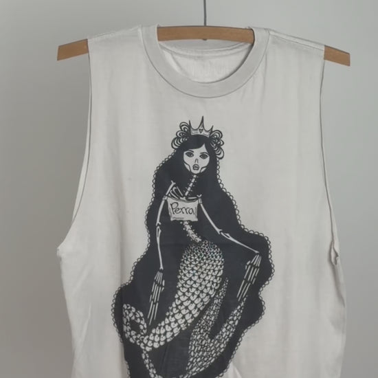 Front and back view of mermaid crop.