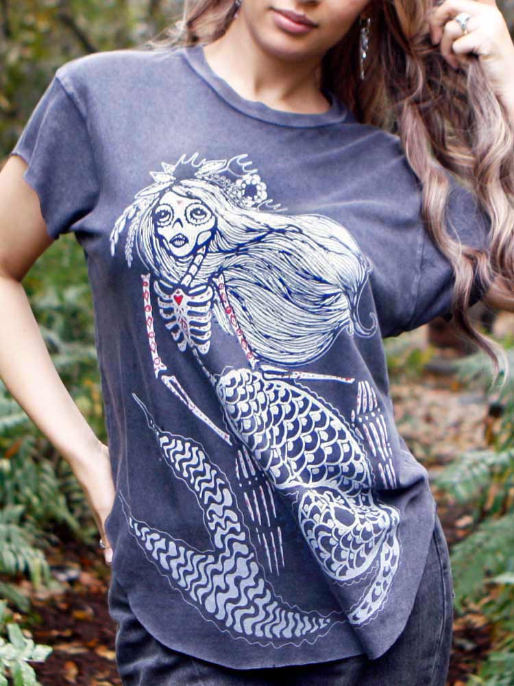 Cute Graphic Tee with Skeleton Mermaid with a red heart