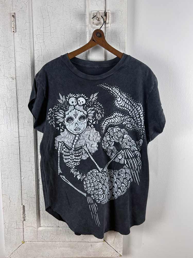 Sugar Skull Mermaid Graphic Tee - Luz Mar Grande