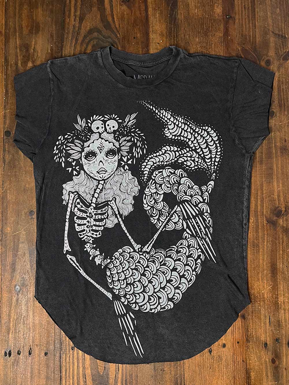 Sugar Skull Mermaid Graphic Tee - Luz Mar Grande