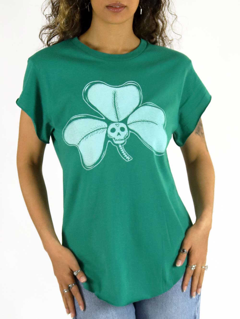 Green t-shirt with a skull clover design