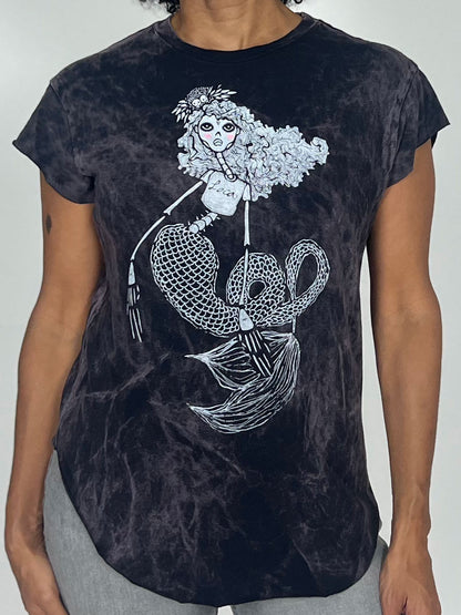 Loca Mermaid Side Slit Tee Vintage Wash