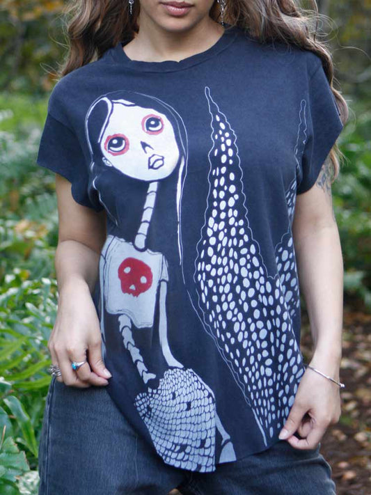 Gothic Mermaid Graphic Tee - Silvia Grande